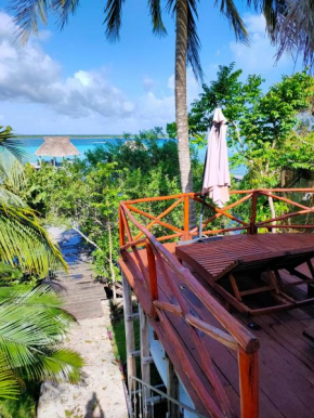 Villa Ensueño, Lagoon Private Front